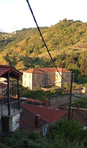55ο: Η "Καμένη στρατώνα" Φαναρίου και Καναλίων Καρδίτσας... Facebook Image