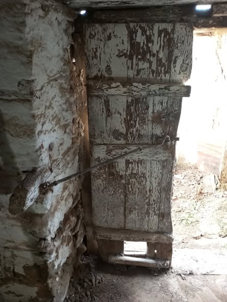 119ο:Το κομπελιώτικο ντάμι, η αρχιτεκτονική του και οι... Facebook Image