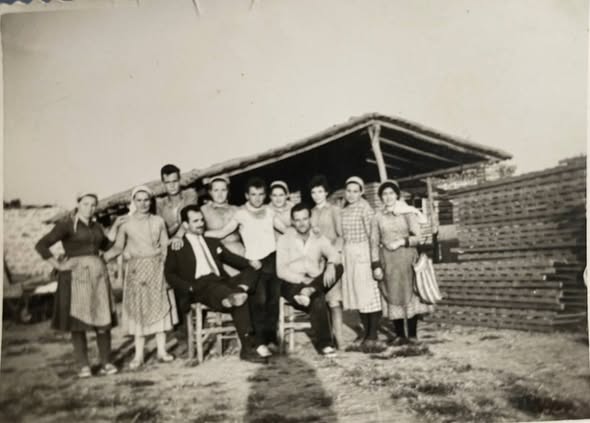 129ο: Οι εργαζόμενοι, τα εργασιακά και το τέλος... Facebook Image