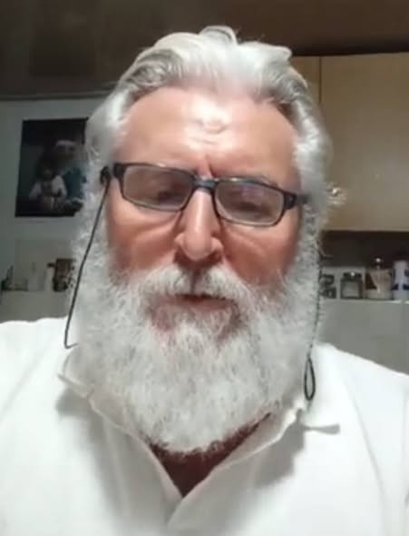 Η Φιλοσοφία για τη διαλεκτική σχέση ανθρώπου και... Facebook Image